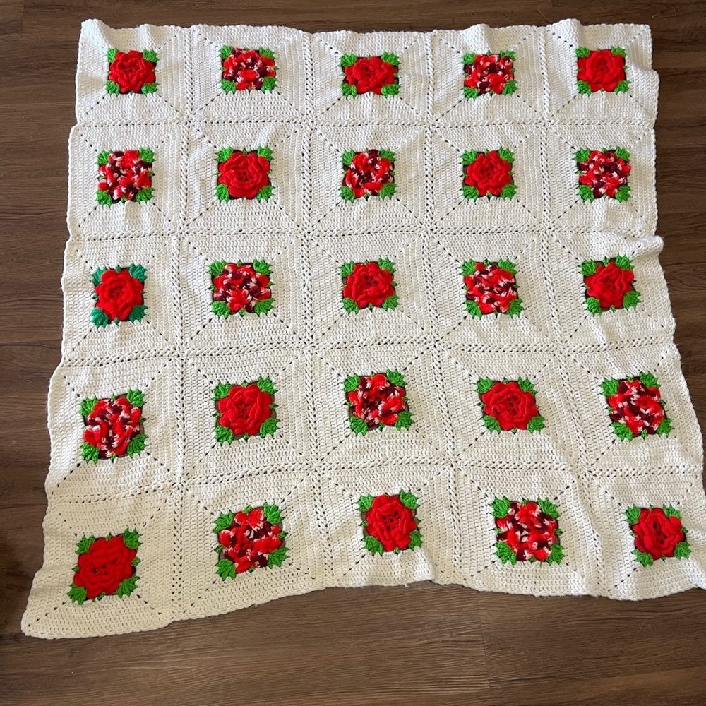 Crocheted Afghan Throw Blanket 3D Red Roses Granny Squares 51” X 52”